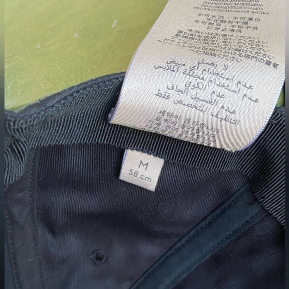 Gucci Polo Hat - Picture 6 of 8